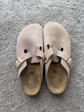 Birkenstock Suede Clog Mules in Pale Pink with Gold Buckles